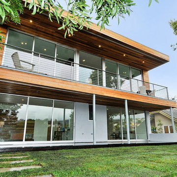 Acacia's Upscale Lifestyle