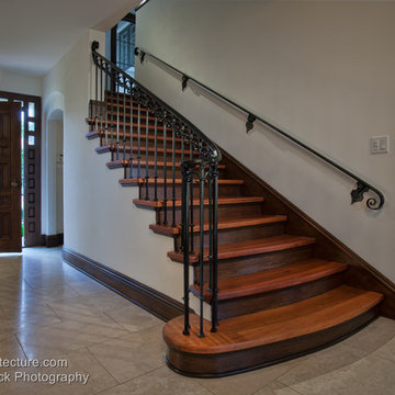 Historically Sensitive Remodel of a 1929 Richard Requa