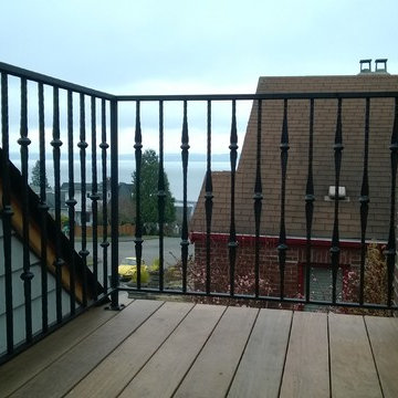 Ballard Bathroom & Roof with a View