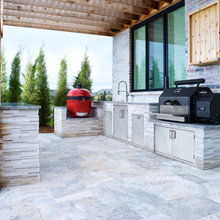 Outdoor Kitchen