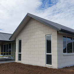 Premier Mansion Brick in White - Products