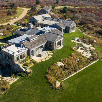HOUSE IN CHILMARK