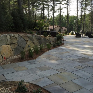 Random Rectangular Bluestone Patio