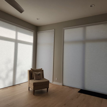142” Applause Honeycombs- PowerView