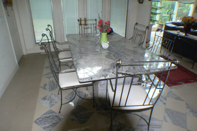Arts and crafts dining room photo in Newark