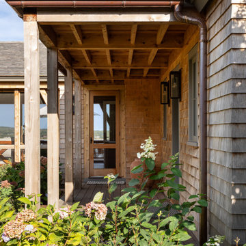 Lumb Aquinnah