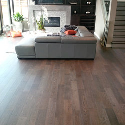 Wire brushed oak - Hardwood Flooring