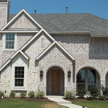 BRICK/STUCCO EXTERIOR