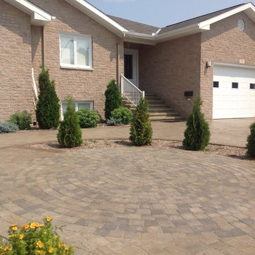 Driveway & Sports Car Feature Pad