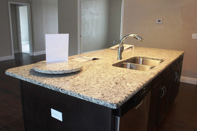 Elegant kitchen photo in Miami