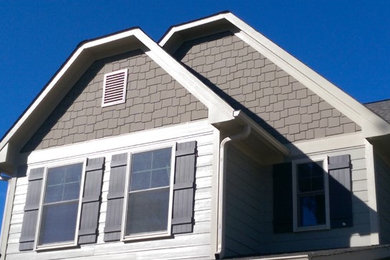 Example of an exterior home design in Raleigh