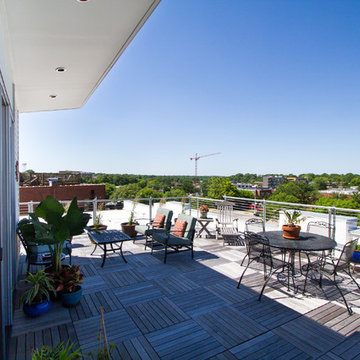 Urban Penthouse & Roof Deck
