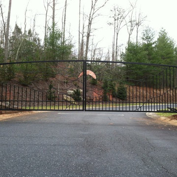 Custom Driveway Gates and Entrance Design