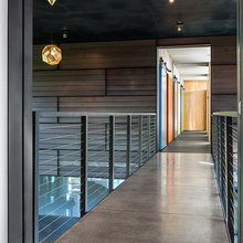 Entry Catwalk