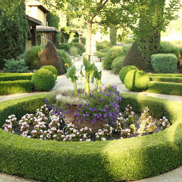 Garden Paths & Walkways