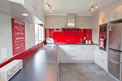 Kitchen Red