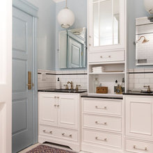 Upstairs Bathroom