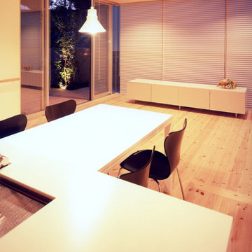 I-HOUSE