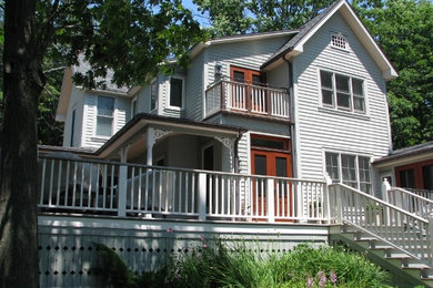 Elegant exterior home photo in Toronto