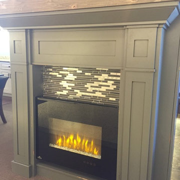 SHOWROOM -- TV and Fireplace Display
