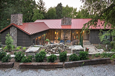 Inspiration for a cottage home design remodel in Other