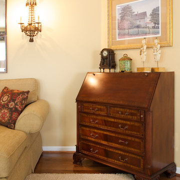 Updated Traditional Family and Morning Room