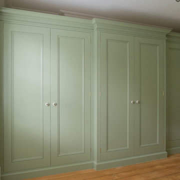 Traditional fitted wardrobe