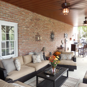 Winston Salem, Greenbrier Farm Gorgeous Outdoor Living Area Under the Deck