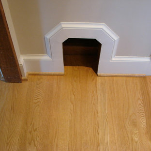 Example of a classic home design design in Richmond