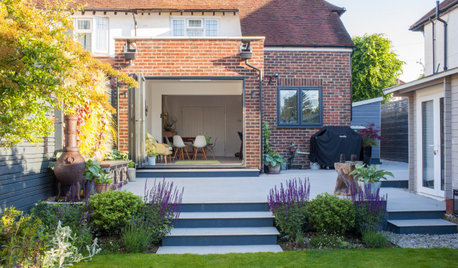 Garden Tour: A Family’s Sociable Outdoor Space With a Living Wall