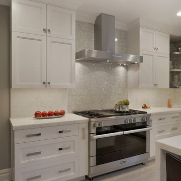 Traditional w/ Contemporary Style!