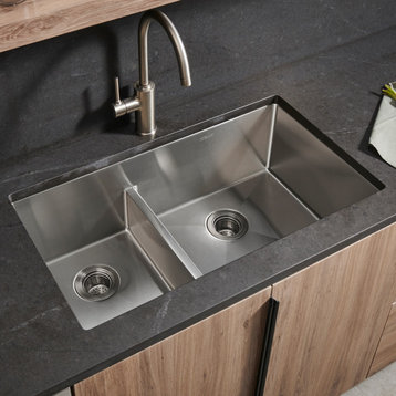 33" Low-Divide Undermount 40/60 Double Bowl Kitchen Sink, RVH7418