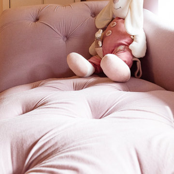 chambre de petite fille. Little girl bedroom.