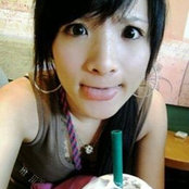 Lim Ling's photo