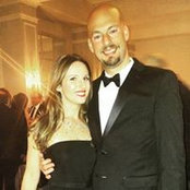 Ariel HochDoxey's photo