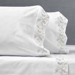 Frontgate Resort Collection&trade; Ivy Organic Percale Sheet Set - Sheet And Pillowcase Sets