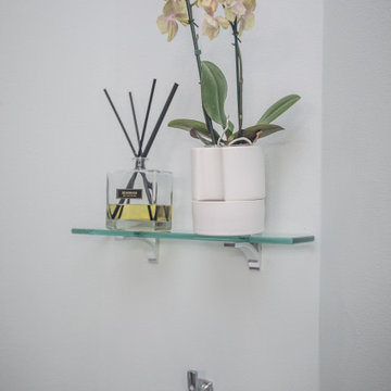 Whidden (Waypoint) Zelmar Orlando Bathroom