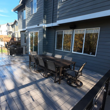 Sammamish Plateau View Cantilever Deck