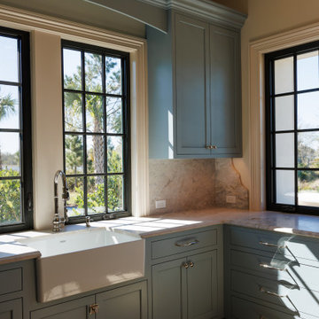 Luxe Spacious Laundry Room