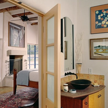 Contemporary Hacienda on the Rio Grande
