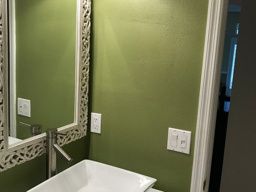 Small guest bathroom decorating. HELP