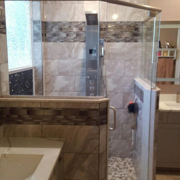 Lemon Bay Glass Shower Enclosures