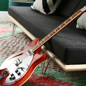 Glam-Rock Retreat
