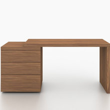Max's Desk