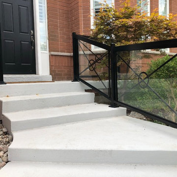 Aluminum and Glass Porch Railings - 131
