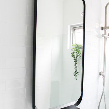 North Perth Bathroom Renovation (Black and White)