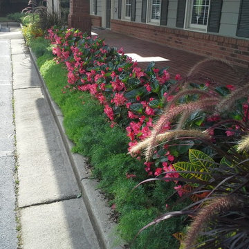 Spring Flower Gardens from Scenic Design Group from 2014