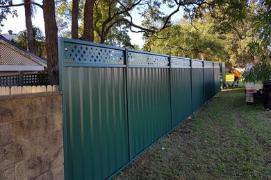 Colorbond fence installation
