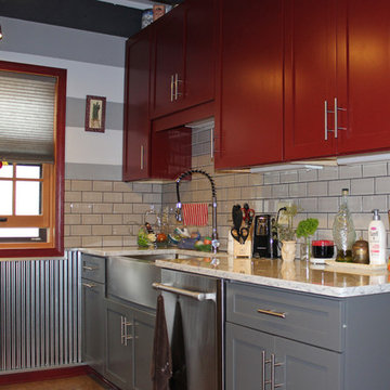 Kitchen Design: Dura Supreme Cabinetry, Viatera Rococo Quartz Counter