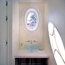 bath/powder room